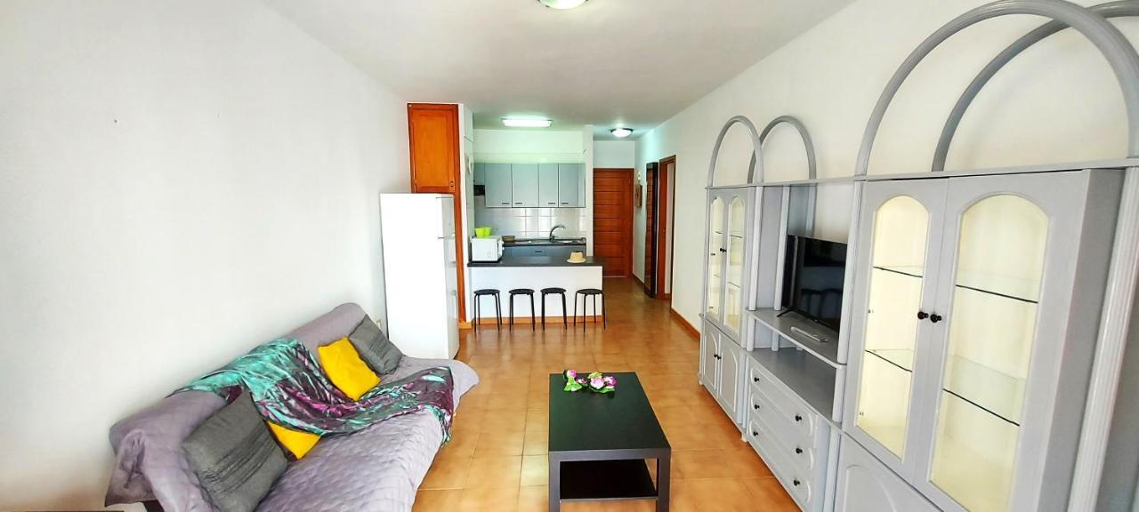 Los Cristianos Apartment, 1 Bedroom Wifi Free & Big Terrace Exterior photo