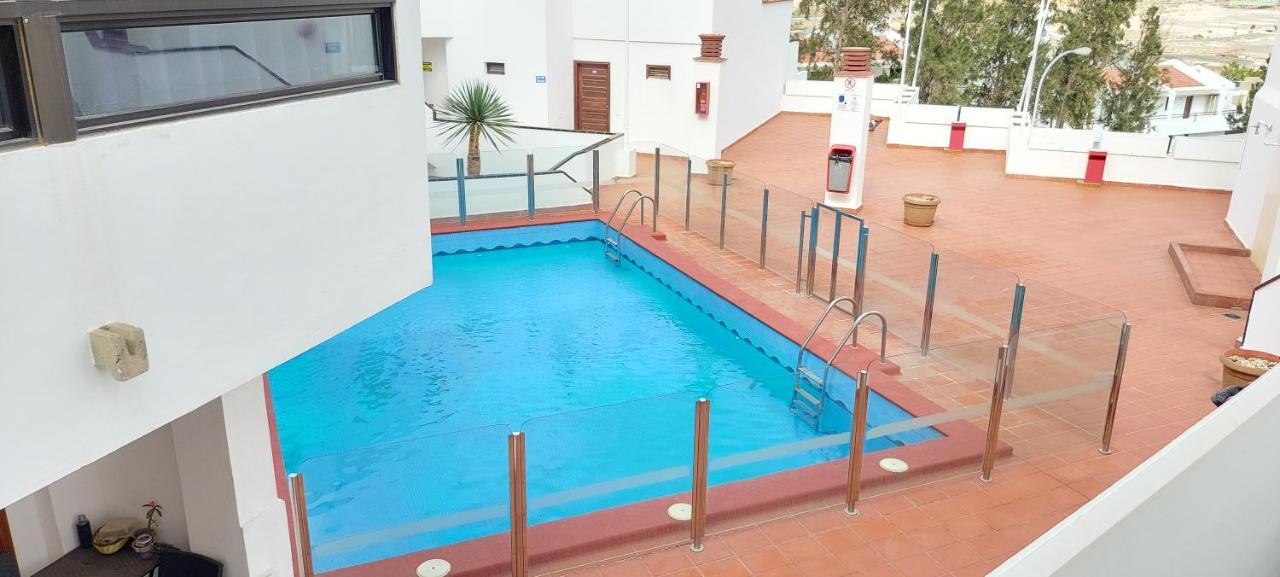 Los Cristianos Apartment, 1 Bedroom Wifi Free & Big Terrace Exterior photo